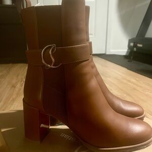 CL Chelsea Booty 70 size 37- size 7 in US. Calf booty, color is Cuoio (Tan)